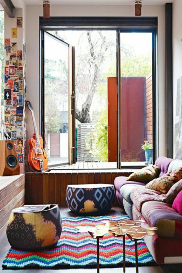 אפשרויות עיצוב-לסלון-חדר-צבעוני-צבעים-חלון גדול