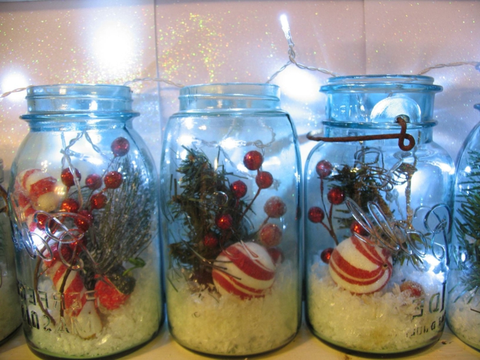 Koristele lasit jouluksi - pienillä oksilla ja palloilla, keijuvaloilla ja brokadilla