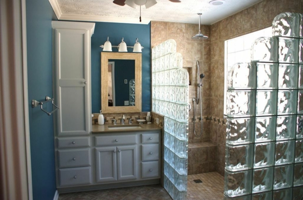 玻璃砖，通过淋浴现代设计