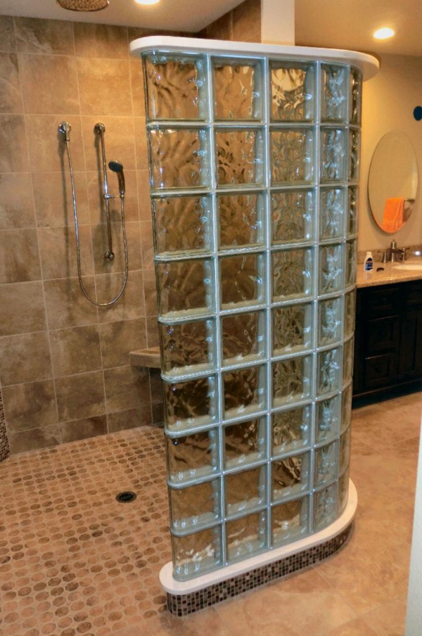 玻璃块逐淋浴现代设计