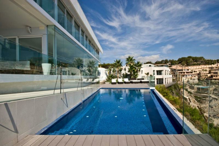 cristal de la pared-terraza super agradable piscina