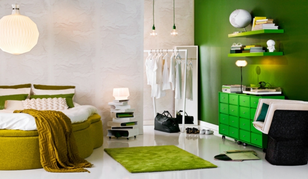 πράσινο τοίχο σχεδιασμός για κρεβατοκάμαρα-ενδιαφέρον-διακόσμηση