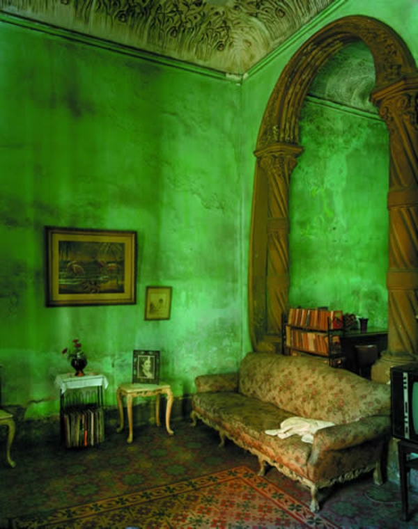 绿色哥特式房