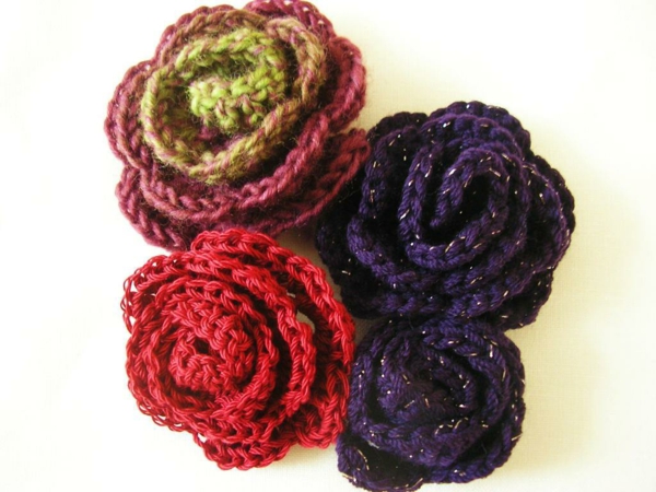 الكروشيه مع الجميلة-الزهور في ومختلفة الألوان، الورود crochet-