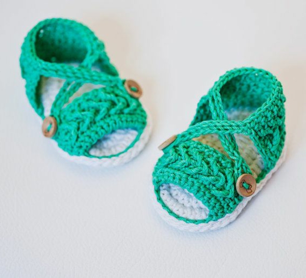 плетене на една кука зелени за-бебе-плетиво бебе обувки-с-красив дизайн-в