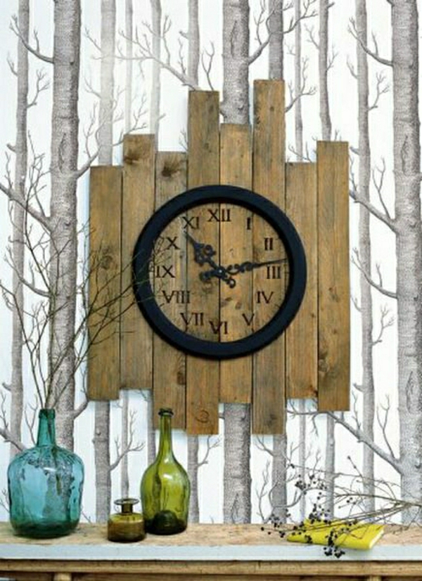 horloge avec super beau mur en bois Design moderne