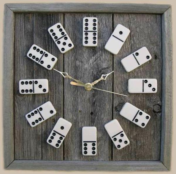 ξύλινο ρολόι τοίχου ιδέα του σχεδιασμού Domino Wall