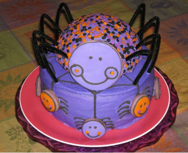 万圣节蛋糕紫色蜘蛛