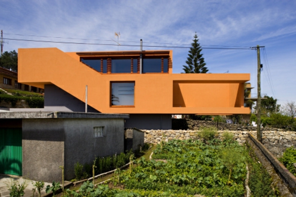 hausfassade boja-suvremena-narančasto-dizajn