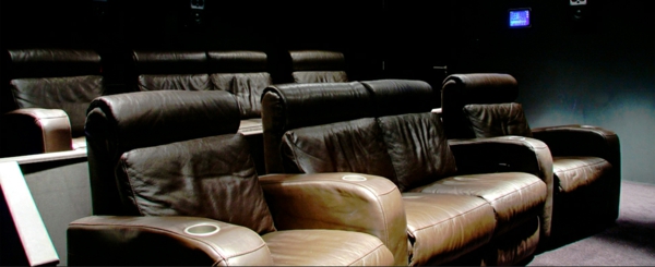 home cinéma-beau-design-cuir-fauteuil