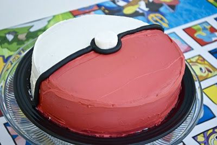 עוגה יום הולדת פוקימון - רעיון pokeball מחפש פוקימון אדום פאי