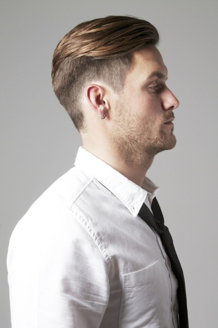 herrenmode-fülbevaló-és frizura