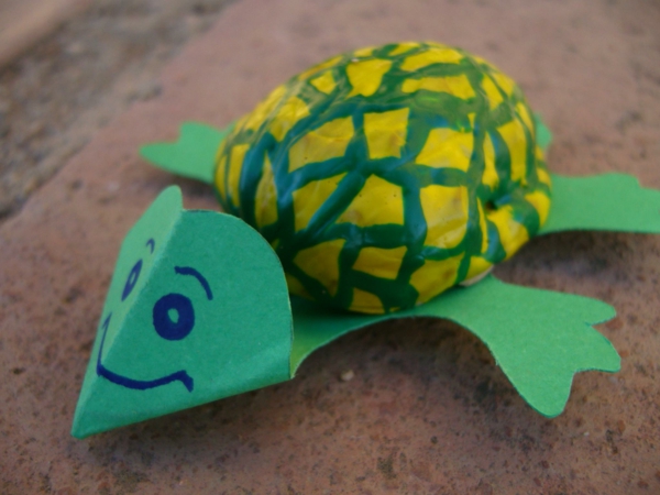 ideas de manualidades para jardín de infantes - tortuga modelo muy interesante