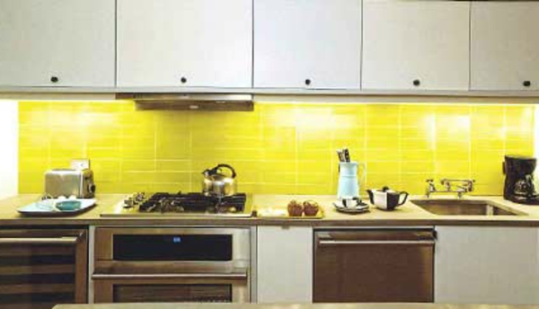 有趣的现代 - 黄 - 厨房墙壁的颜色