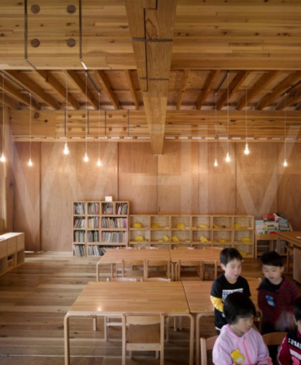 幼儿园室内设计木制饭厅