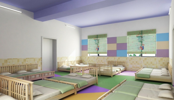 幼儿园内部，许多床功能于素色