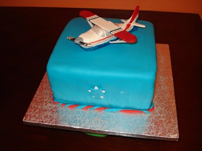 ילדי עוגת יום הולדת-מודל כחול-יפה-צבע-כחול-מודל
