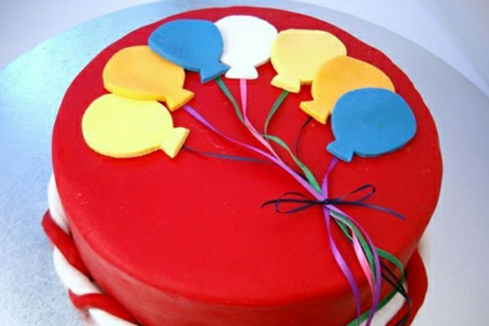 cumpleaños de los niños pastel muy interesante-rojo-diseño-divertida-motriz