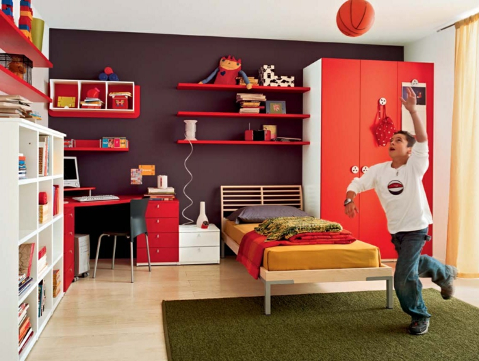 ילד, לשחק, כדורסל, חדר, ירוק, שטיח Foto אדום, ארון בגדים