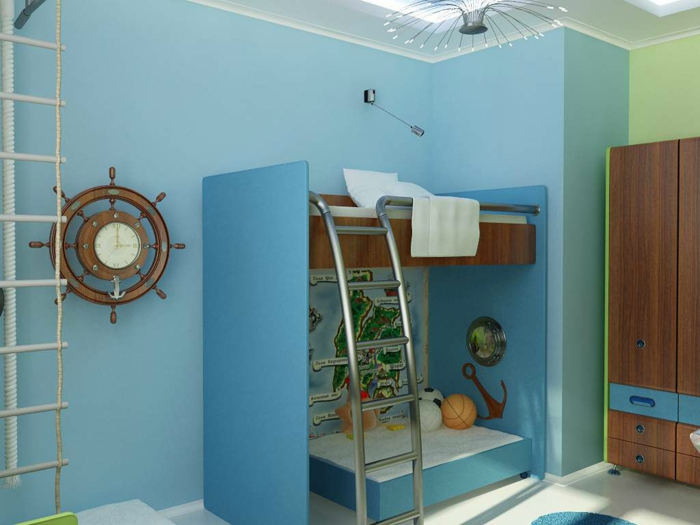 紧凑的海盗儿童房，蓝色的床和木制的橱柜，时钟像方向盘，绳梯作为装饰