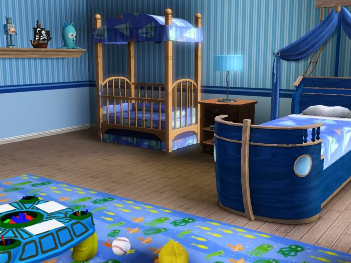 δύο κρεβάτια για αγόρια - κούνια και μεγαλύτερο κρεβάτι σε μπλε χρώμα - πειρατικό φυτώριο