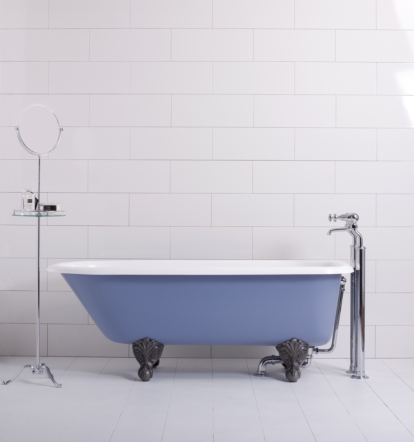छोटे-स्नान-अलग-सरल-बाथरूम-उपकरण