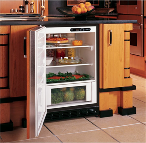 小冰箱用抽屉式的厨房设计理念