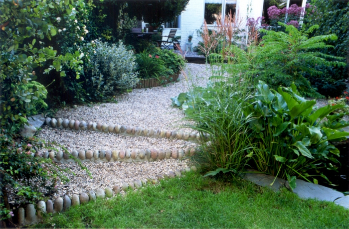 小花园的想法 - 设计 - 由砾石