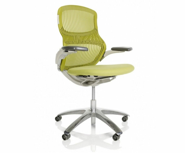 cómoda silla-con-moderno-diseño-de oliva giratoria
