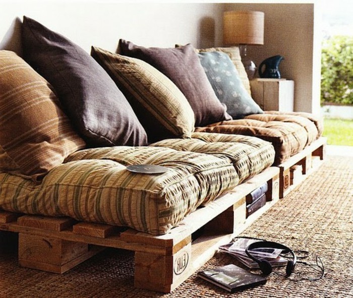 יצירתי-מודל-ספה-מ-אירו משטחים-מודרני-עיצוב-עם-כריות