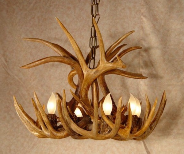csillár-készült-szarvas-készült-eredeti-dekoráció-ötlet-gyönyörű fotó