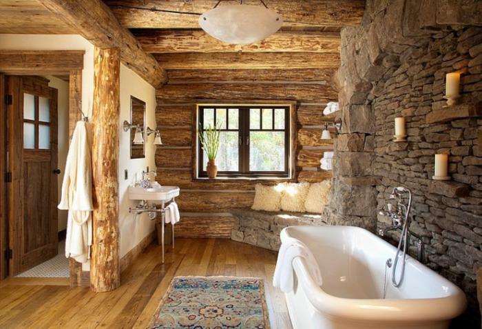 房子的浴室，木制装饰与 - 蜡烛