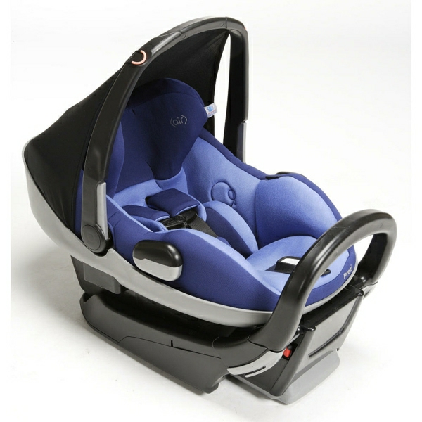 лилаво-кола детско столче в модерен дизайн с безопасността в колата-бебешка седалка-авто