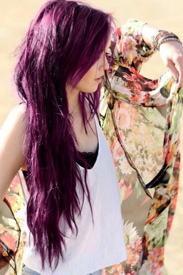 紫色头发为有趣的外观 - 独特的照片