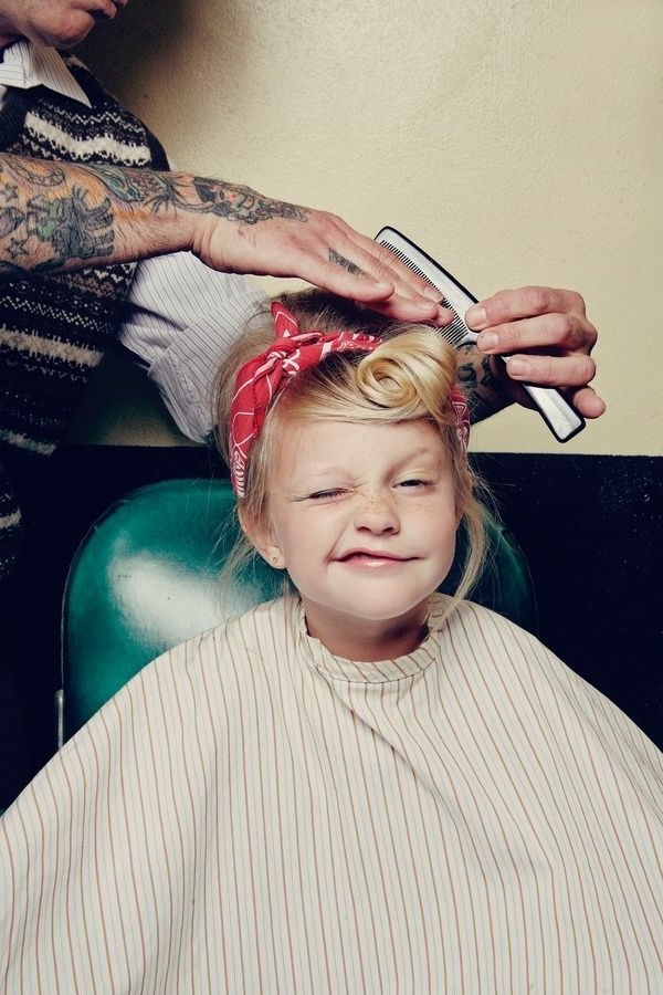 fun-photo-of-a-girl-in-coiffeur