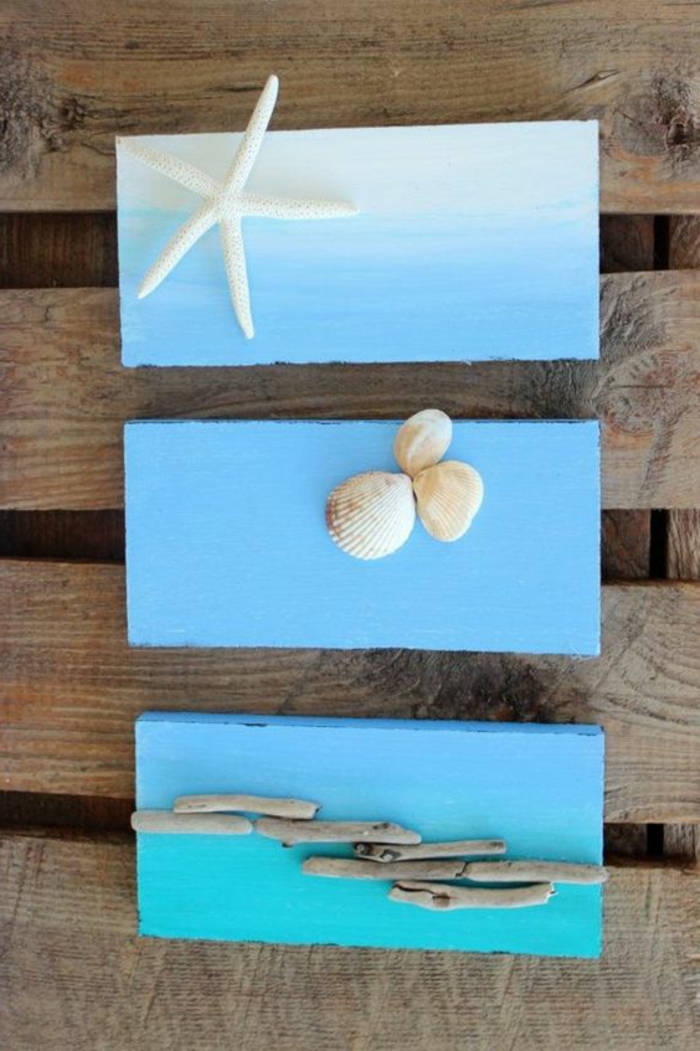לוח עץ צבע כחול וכחול ים טורקיז ים ו סחופת מקל על זה
