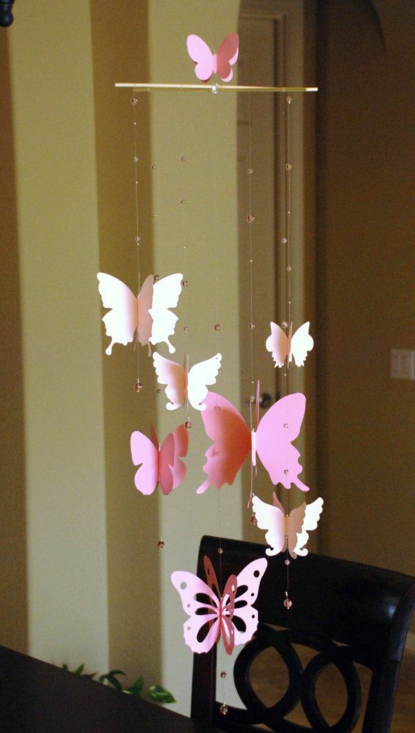 mobile-Tinker-papillons rose