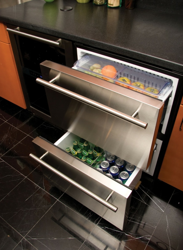 现代厨房冰箱与 - 抽屉设计