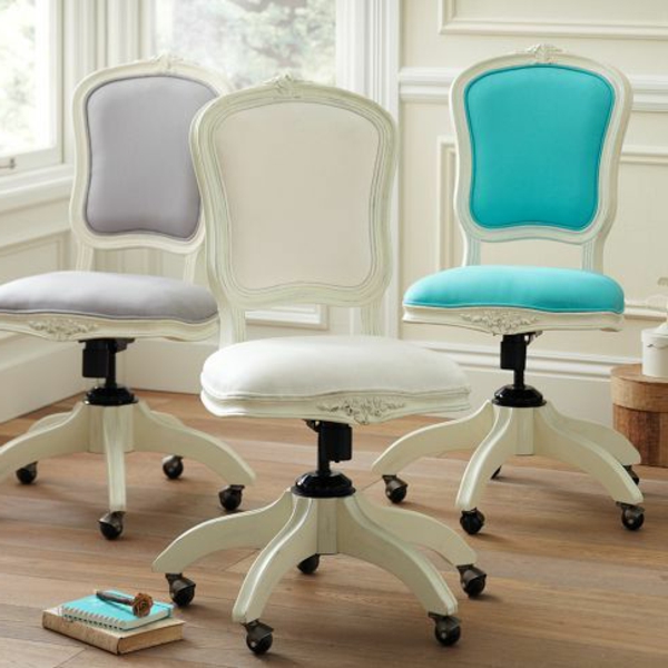 modernas sillas-en-varios-colores escritorio