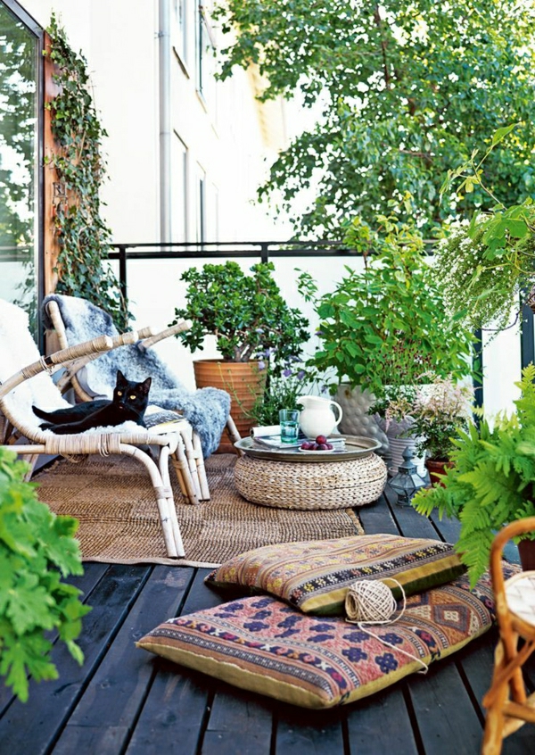 hoy en muebles de terraza-balcón-embellecer-balcón-deco-ideas-balcón de diseño