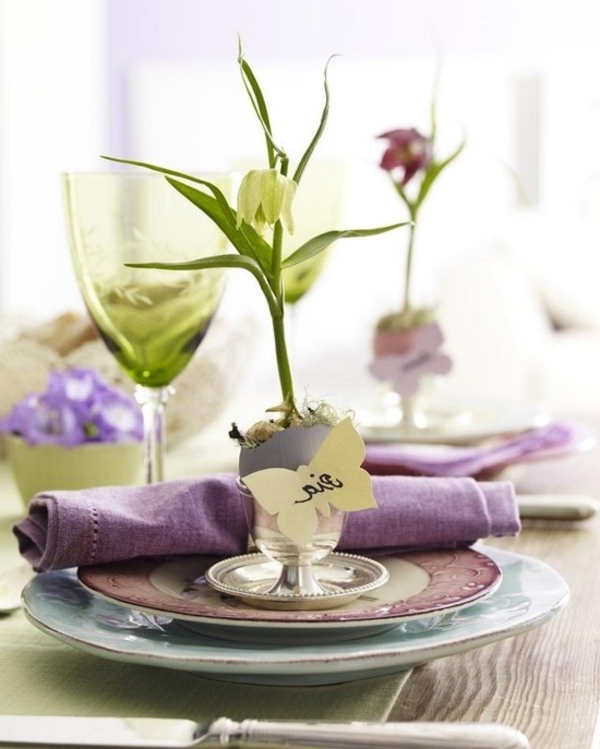 קישוט שולחן עם סרוויט פרח פורצלן סגול