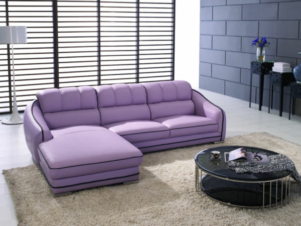 现代家居室内的想法紫色沙发有趣的分区
