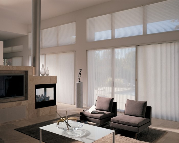 现代客厅窗帘现代设计与 - 壁炉