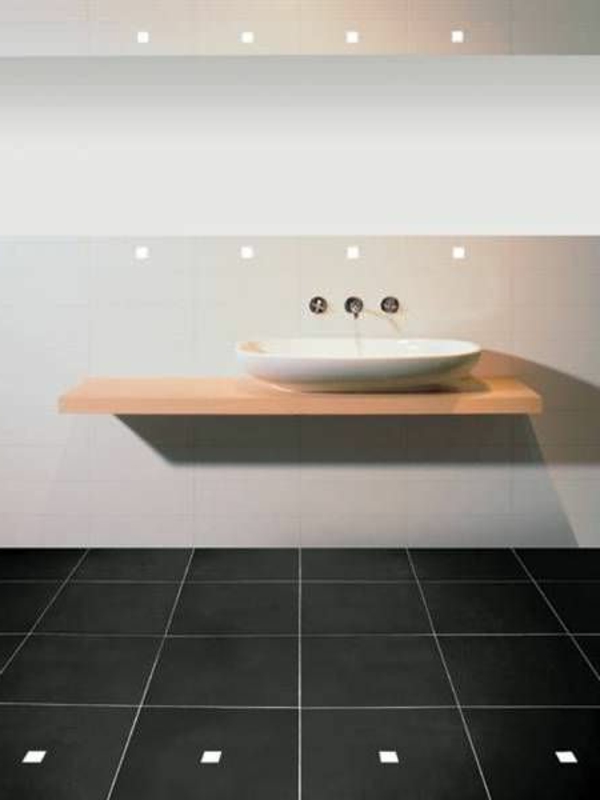 baño moderno iluminación LED azulejo elegante fregadero blanco y piso en negro