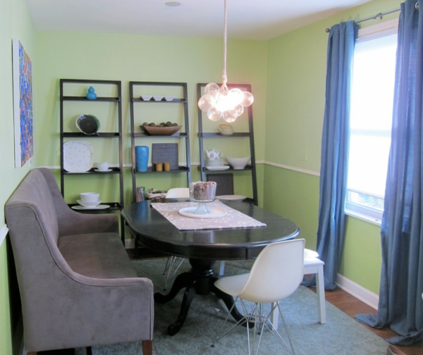 moderne et attrayant-salle à manger canapé-beau-bleu-rideaux