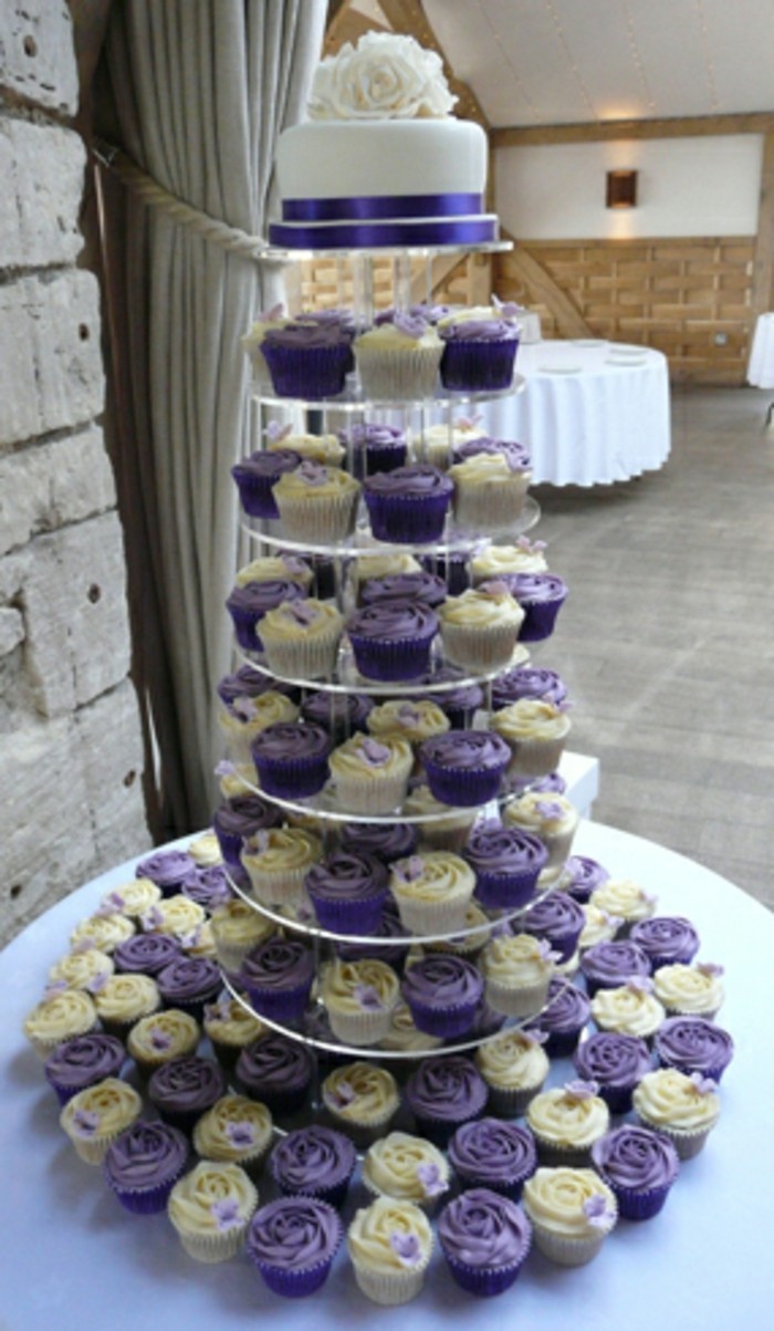 muffins-décorez-mariage-muffins-décorer-en-violet et bleu