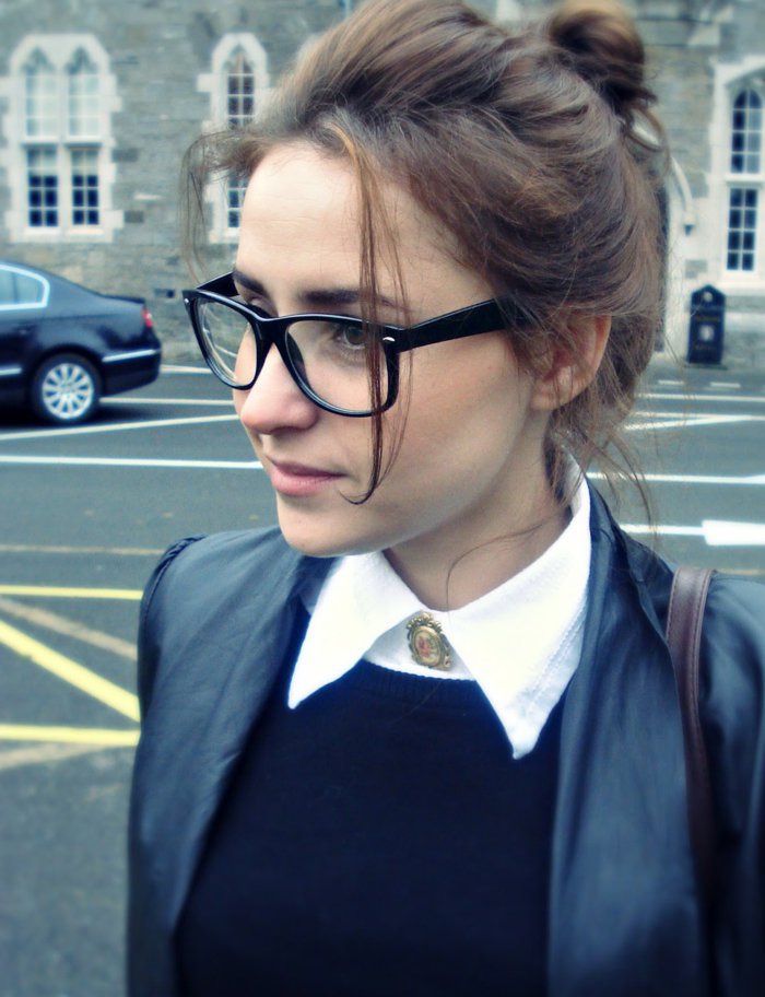 σπασίκλα-γυαλιά κορίτσι hipster στιλ