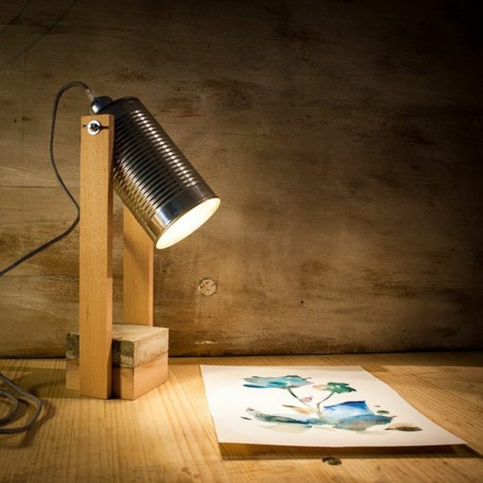 नई-शिल्प विचारों-stehlampe के- लकड़ी और konservendose-diy-प्रकाश-फूल लेने