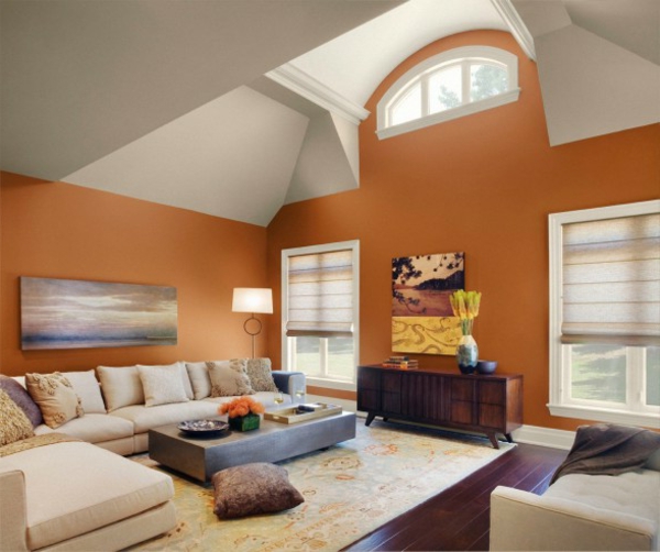 חדש פנים לסלון עם קיר חם קיר צבעים תקרה גבוהה