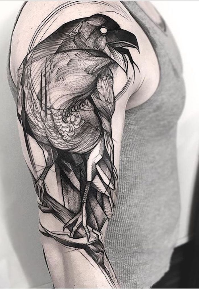 纹身北欧，黑色和灰色的鸟，上臂纹身